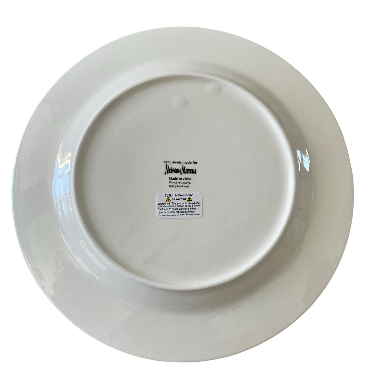 NEIMAN MARCUS Christmas Pine Dinner Plates 12.6in Holiday Green White Set 4 New