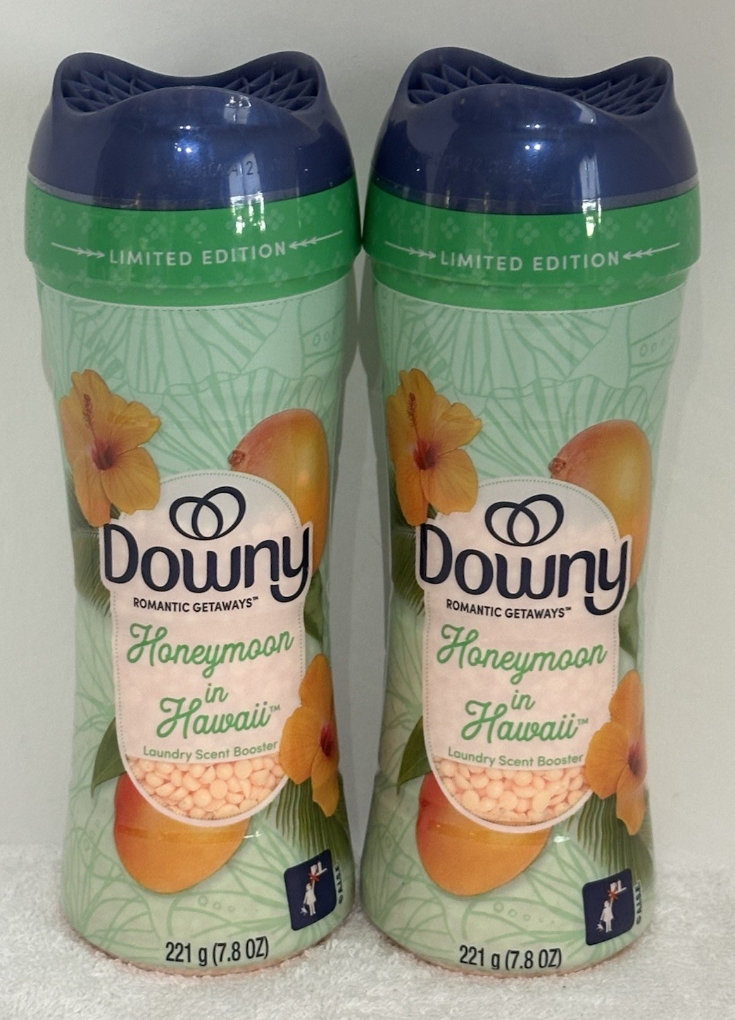 LOT OF 2 Downy Romantic Getaways Honeymoon in Hawaii Scent Beads 7.8oz