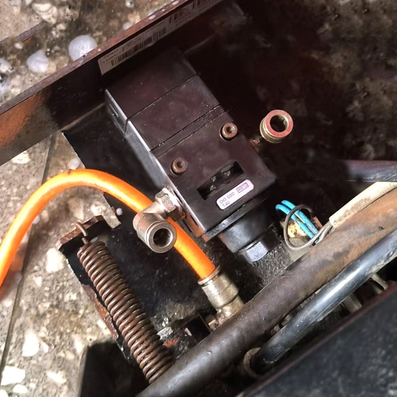 Inflation Pressure Reduction Limiting Release Fast Charging Valve Fit for Corghi