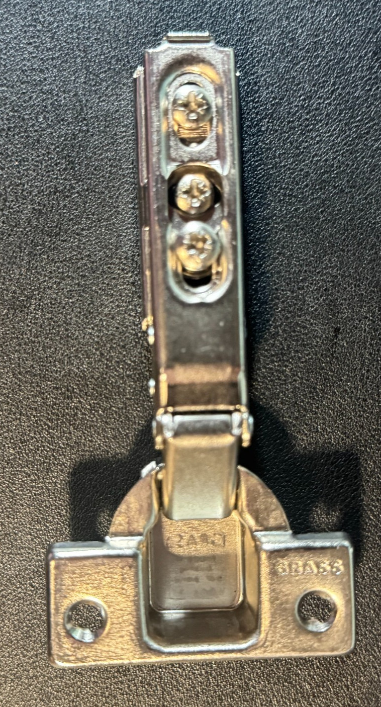 GRASS 1006-30 Clip-On Hinge (Self-Close, 3703VS ) 110° Snap-On 1006 30