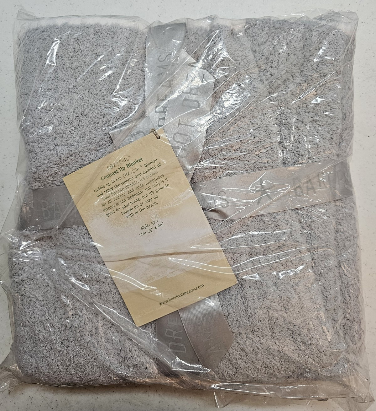BAREFOOT DREAMS Cozy Chic Contrast Tip Blanket LIGHT GRAY & WHITE 45” X 60” NWT