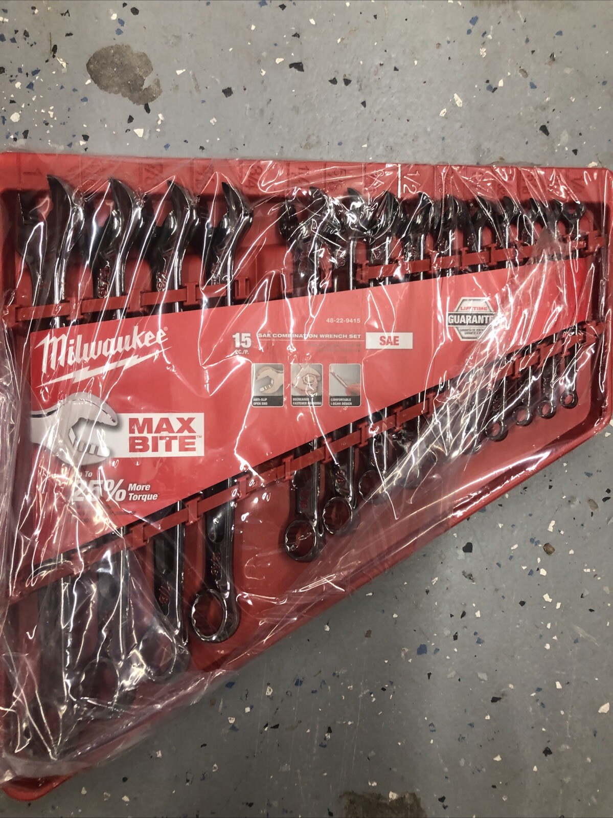 Milwaukee 48-22-9415 Combination Wrench – Silver