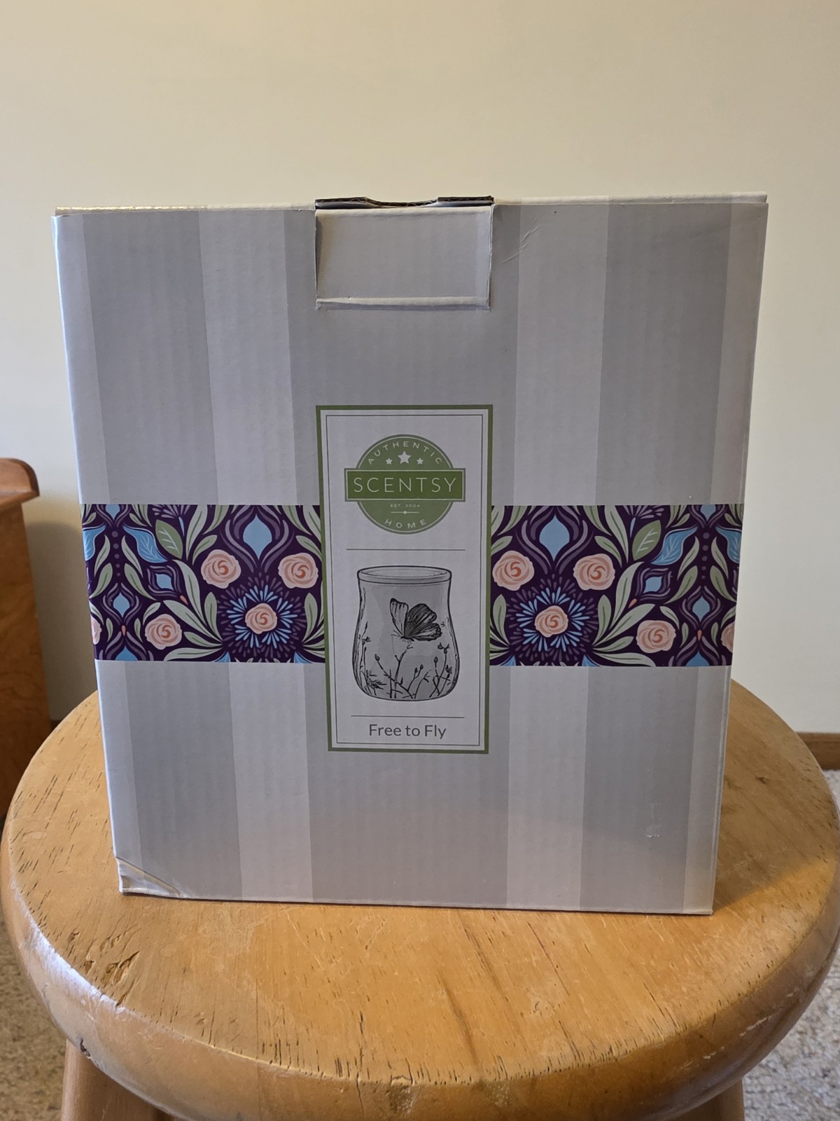 Scentsy Free to Fly Electric Oil/Wax Warmer for Home Fragrance Aromatherapy