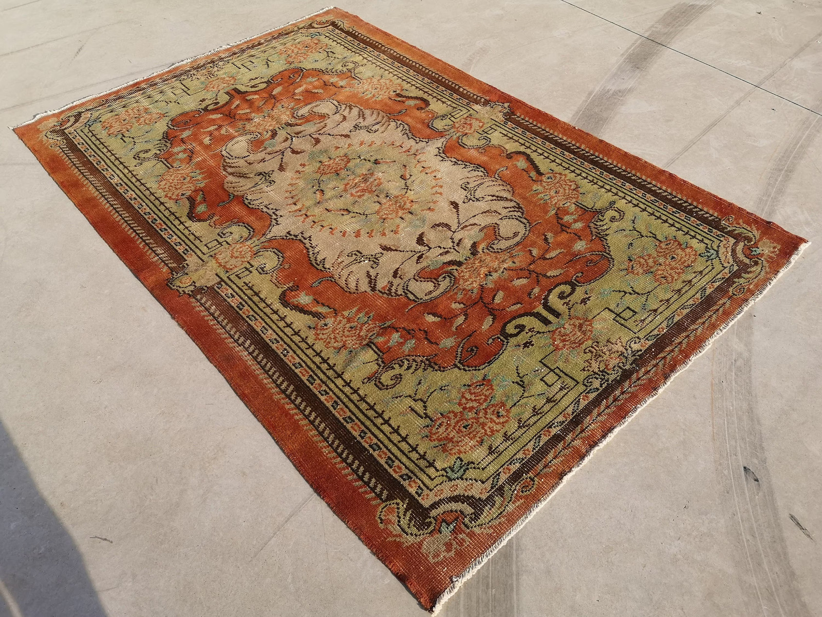 Handmade Turkish Rug, Vintage Green Bohemian Oriental Rug, 5.5 x 8.3 ft