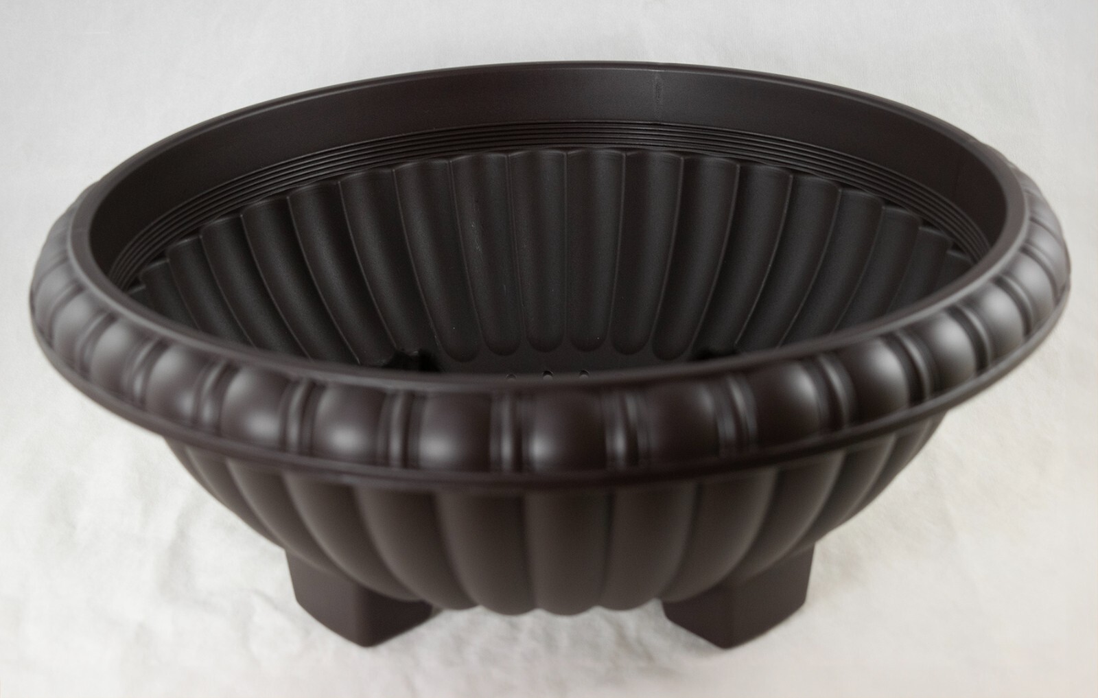 Japanese Plastic Bonsai Training Pot / Home Garden Planter 13″x 13″x 5″ – Brown