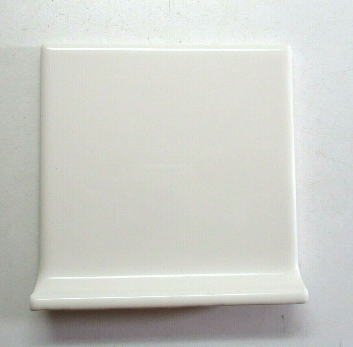 1 Cove Base Radius Tile Porcelanite P 4-3/8″ Square Gloss Off White Ceramic Wall