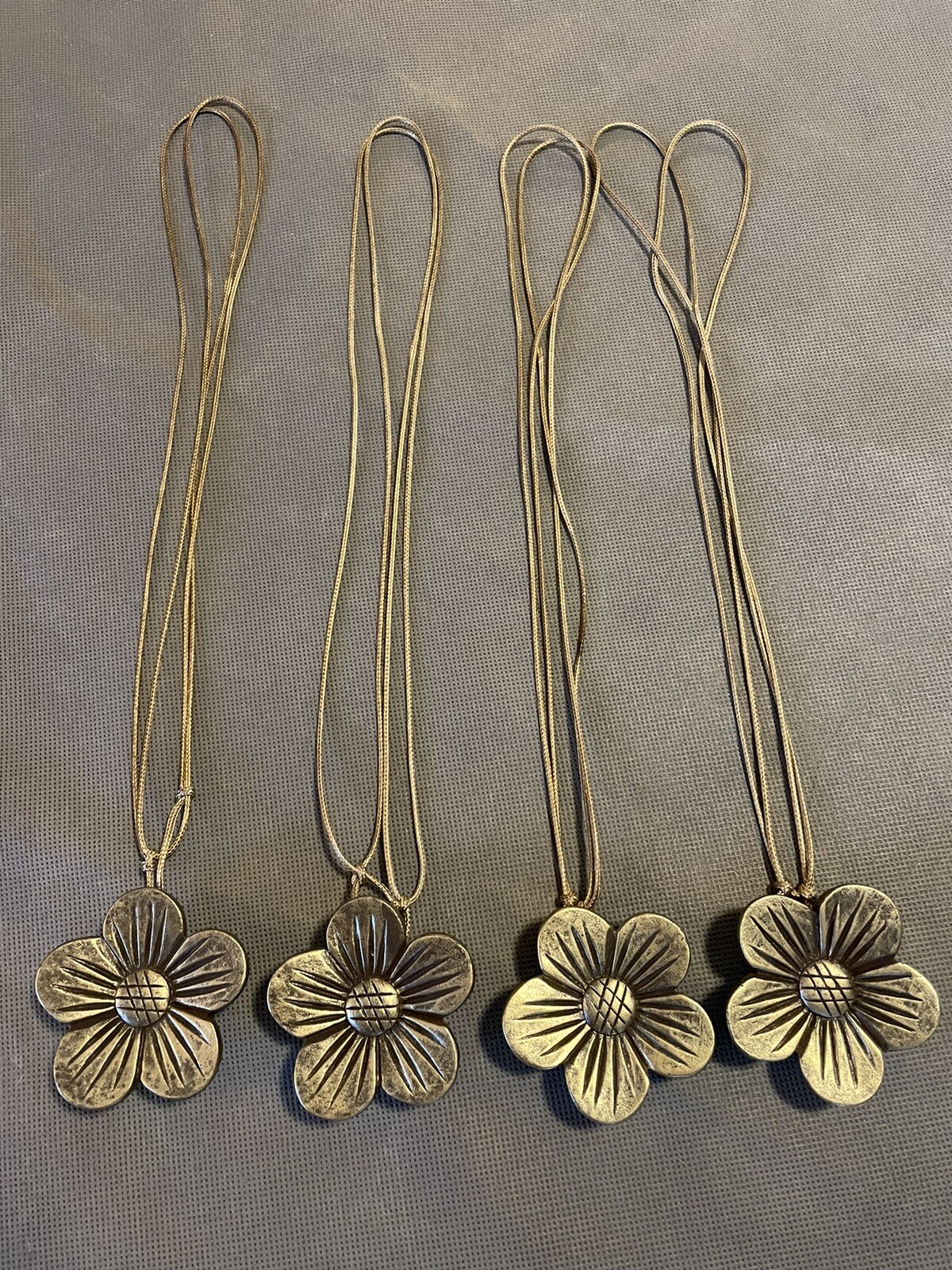 Set 4 Bronze Flower Curtain Adjustable Tie Back Tiebacks Window Drape Holdbacks