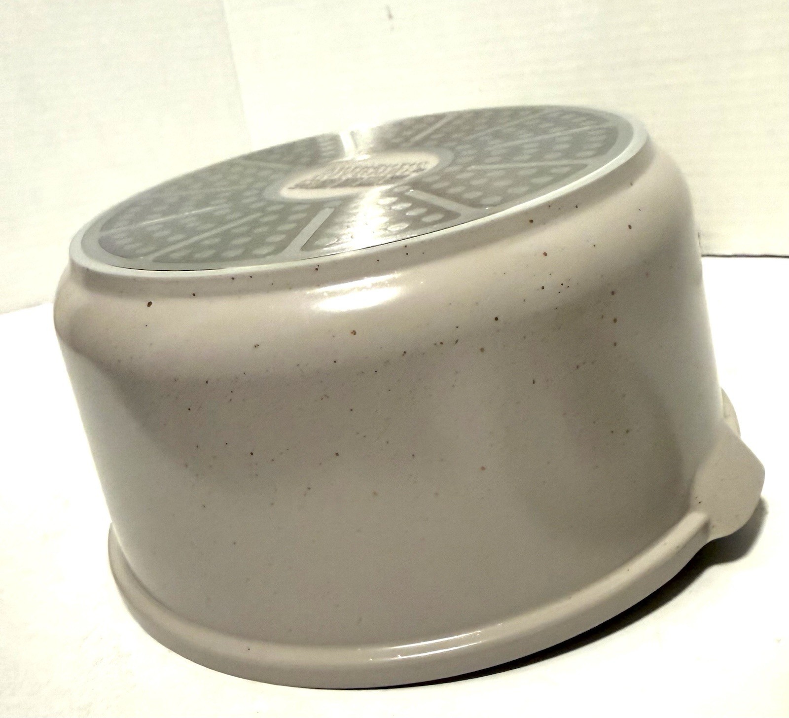 Authentic kitchen Collection 2.05 qt-7.09 In Saucepan Glass lid Tan/Speckle New