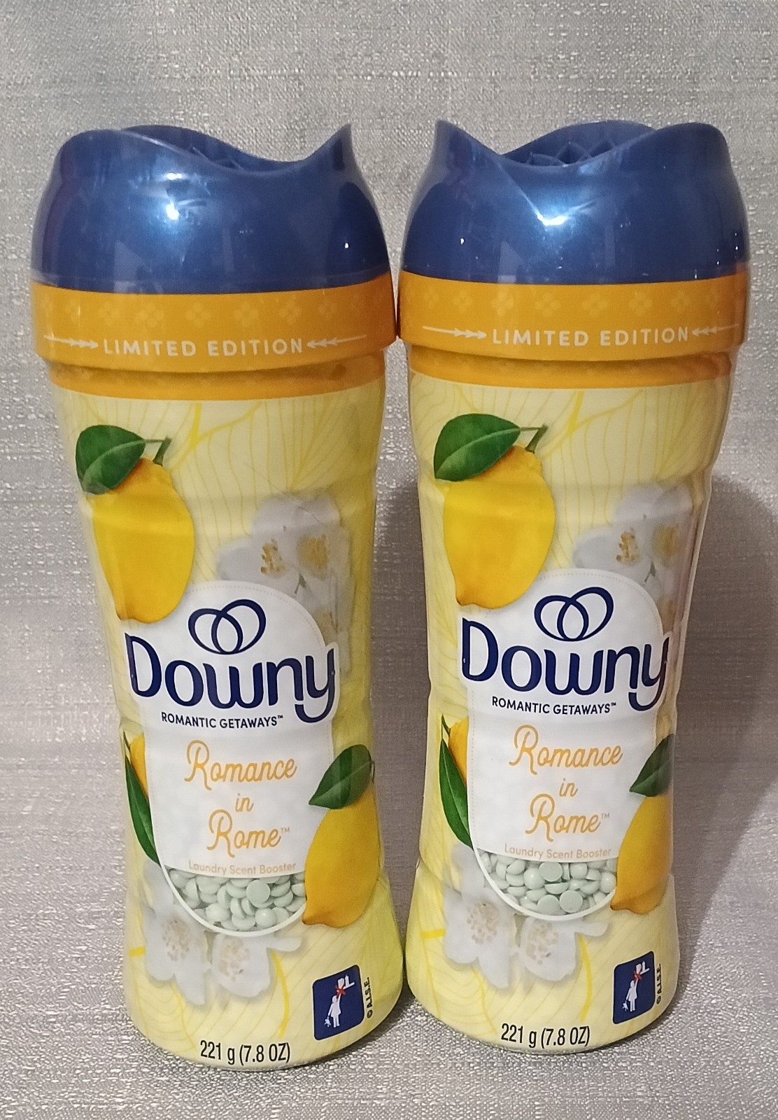 Lot Of 2 Downy Romantic Getaway Romance In Rome 7.8 oz Laundry Scent Beads