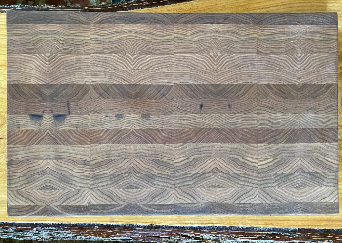 WALNUT SOLID HARDWOOD End Grain Cutting Board 1.25 x 11.25 X 18.25 HANDmade 262