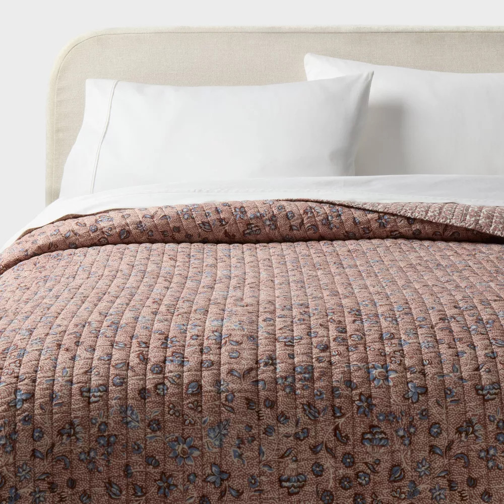 King Printed Floral Gauze Reversible Quilt Brown – Threshold